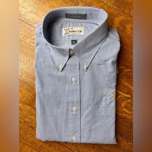 M. Dumas and Sons
Blue and white checked long sleeve button-down Size XL